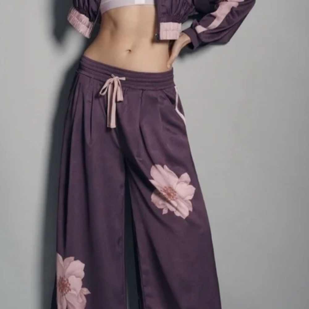 Purple Satinny Floral Crop Bomber Jacket w/wideleg Track Pant match L - Picture 2 of 8
